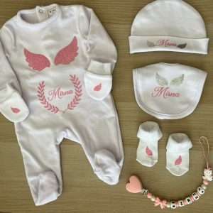 #26 Trousseau - Cadeau de naissance personnalisé 6 pièces ailes